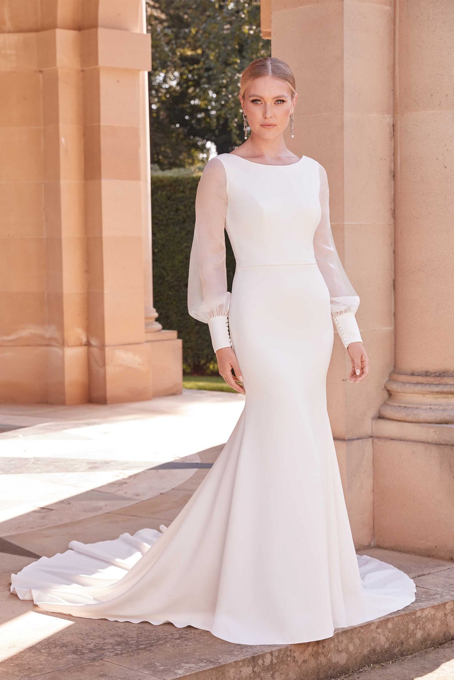 Size 16 Was £1599 Now £699 - Vintage Rose Bridal