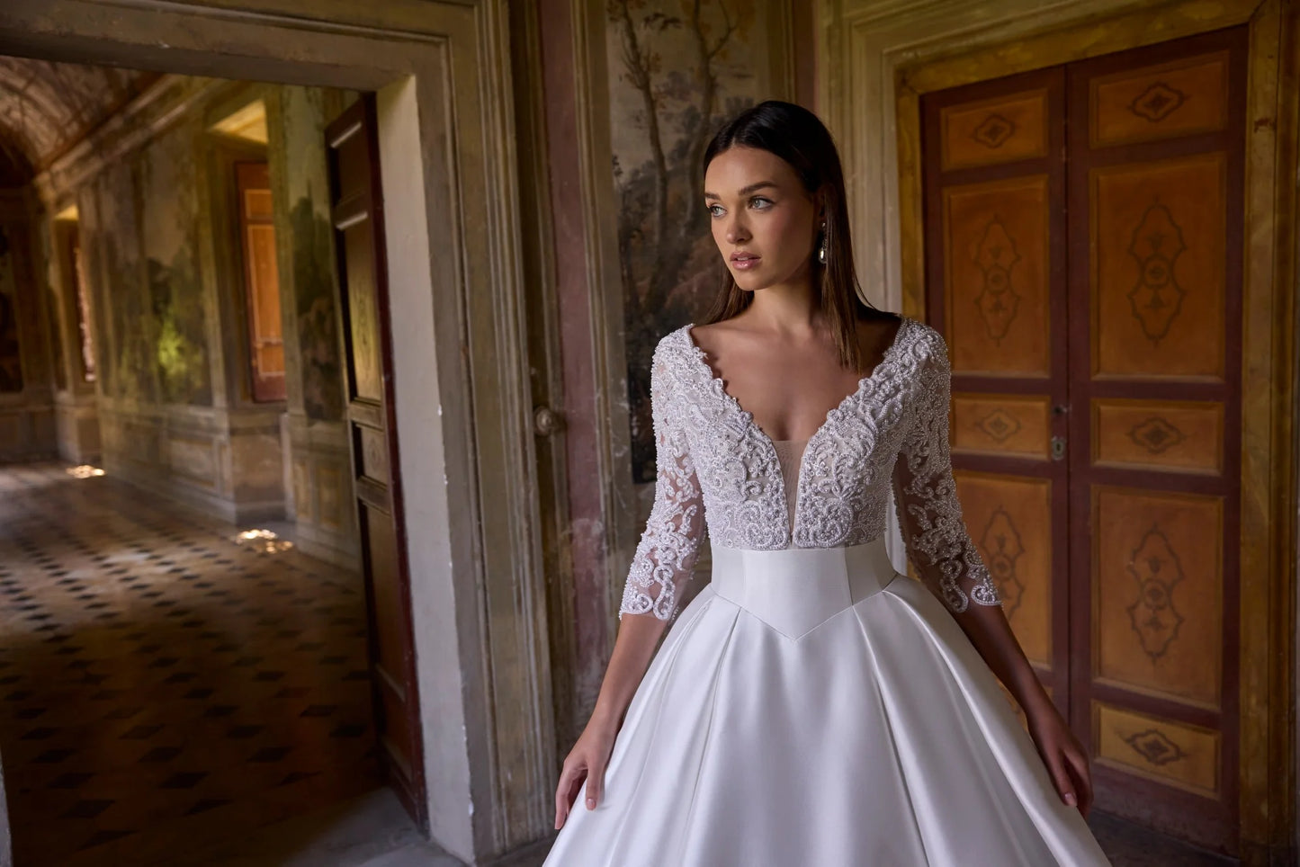 Veni Infantile - Aaditri Wedding Dress - 63215A