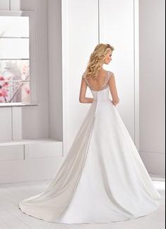 Nadia 69312 - Size 16 was £1699 Now £850 - Vintage Rose Bridal