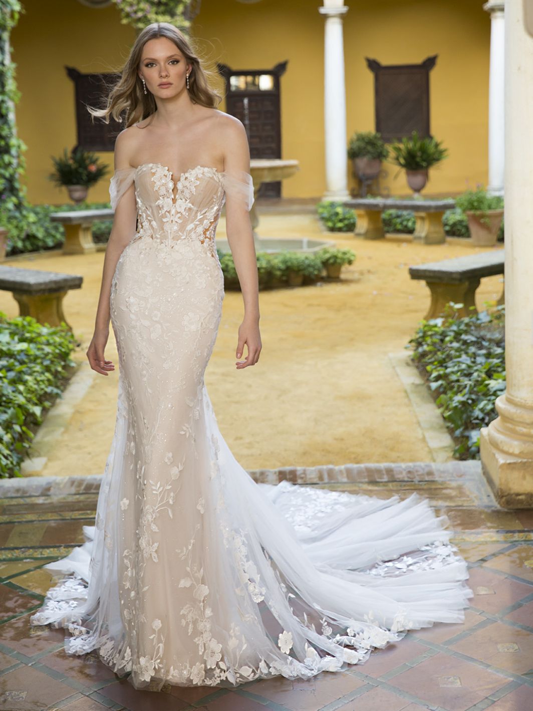 Prisha - Vintage Rose Bridal