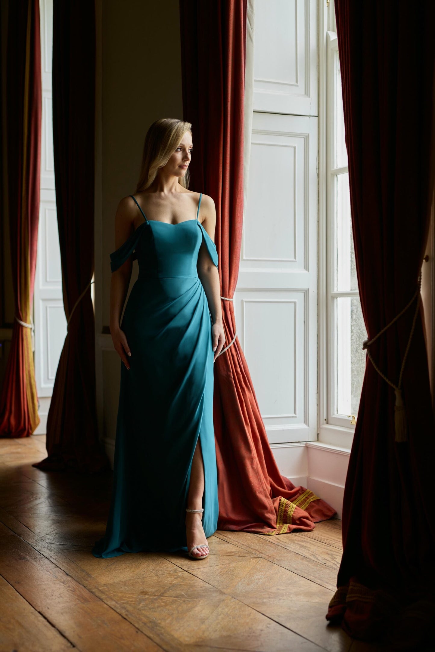 D255122 Wedding Dresses Belfast & Northern Ireland