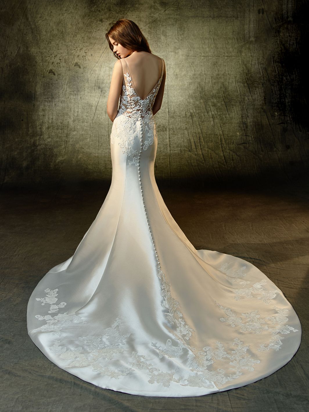 Lane - Vintage Rose Bridal
