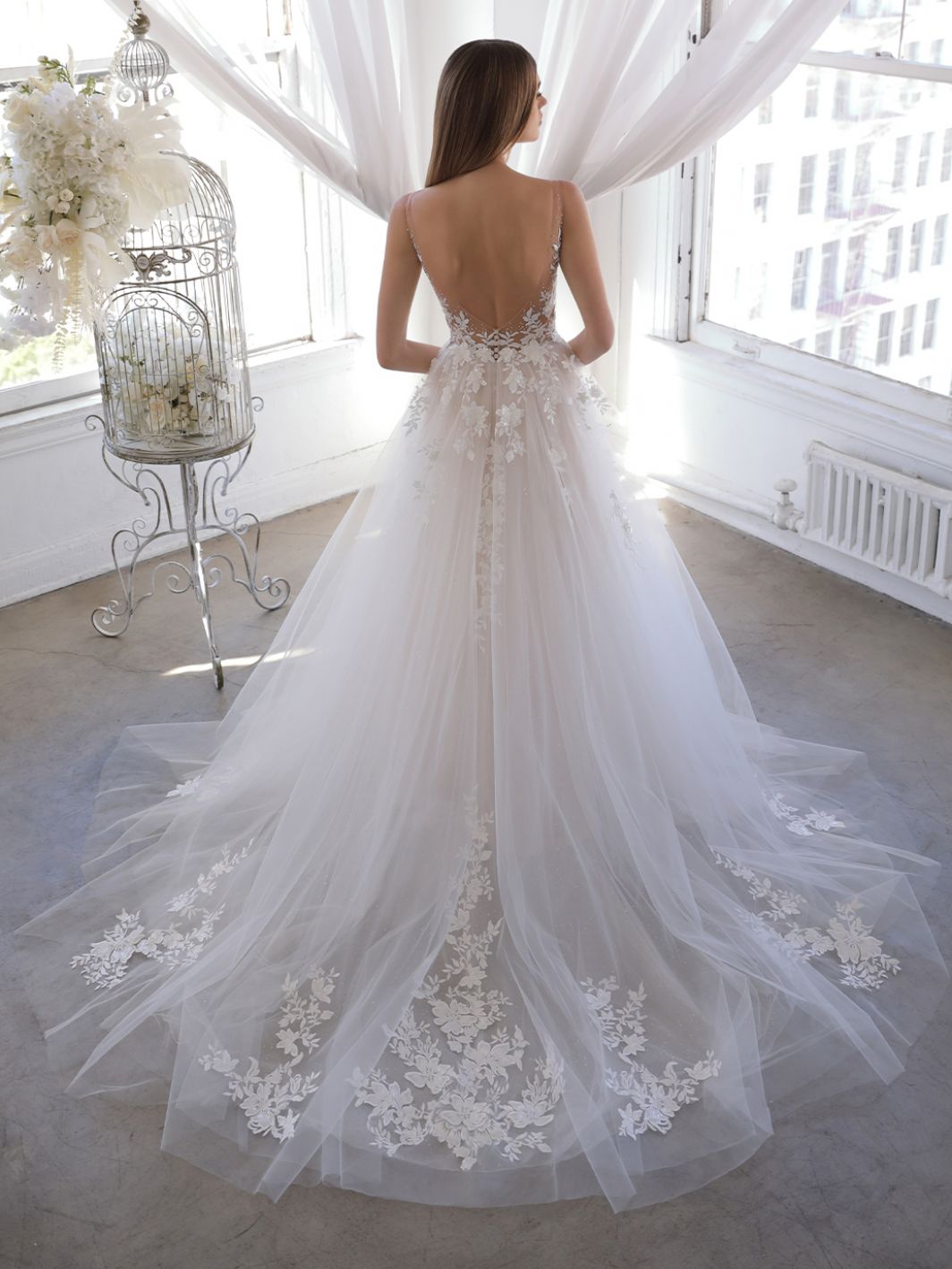 Olani - Vintage Rose Bridal