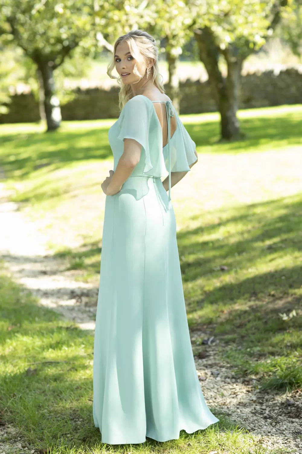 Victoria - Vintage Rose Bridal
