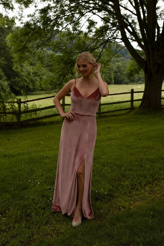 Delphine - Vintage Rose Bridal