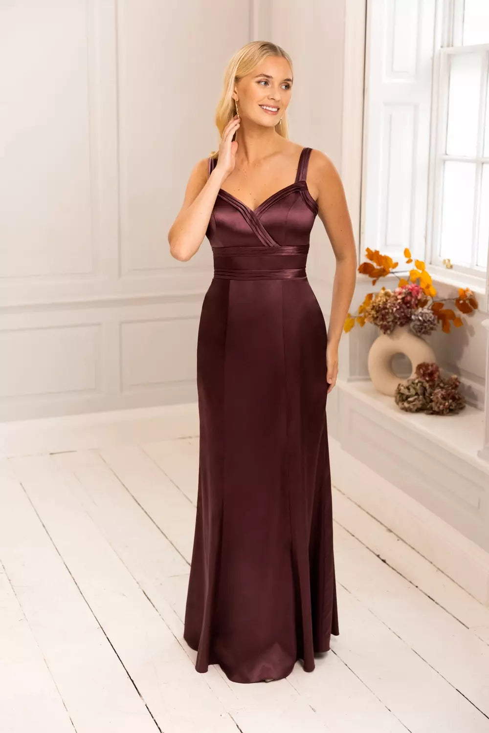 Ellen - Vintage Rose Bridal