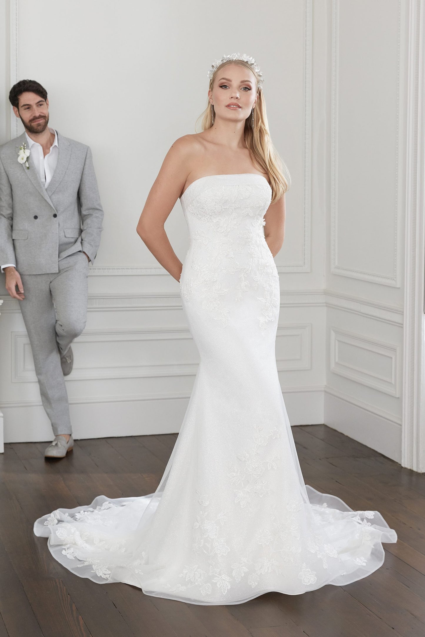 Size 16 Was £1599Now £699 - Vintage Rose Bridal