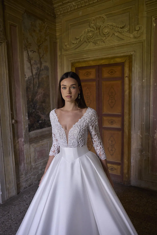 Veni Infantile - Aaditri Wedding Dress - 63215A