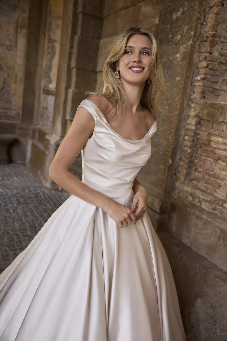 Veni Infantile - Azzarra Wedding Dress - 63230