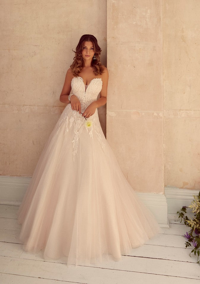 69827 Karissa - Size 22 was £1449 Now £950 - Vintage Rose Bridal